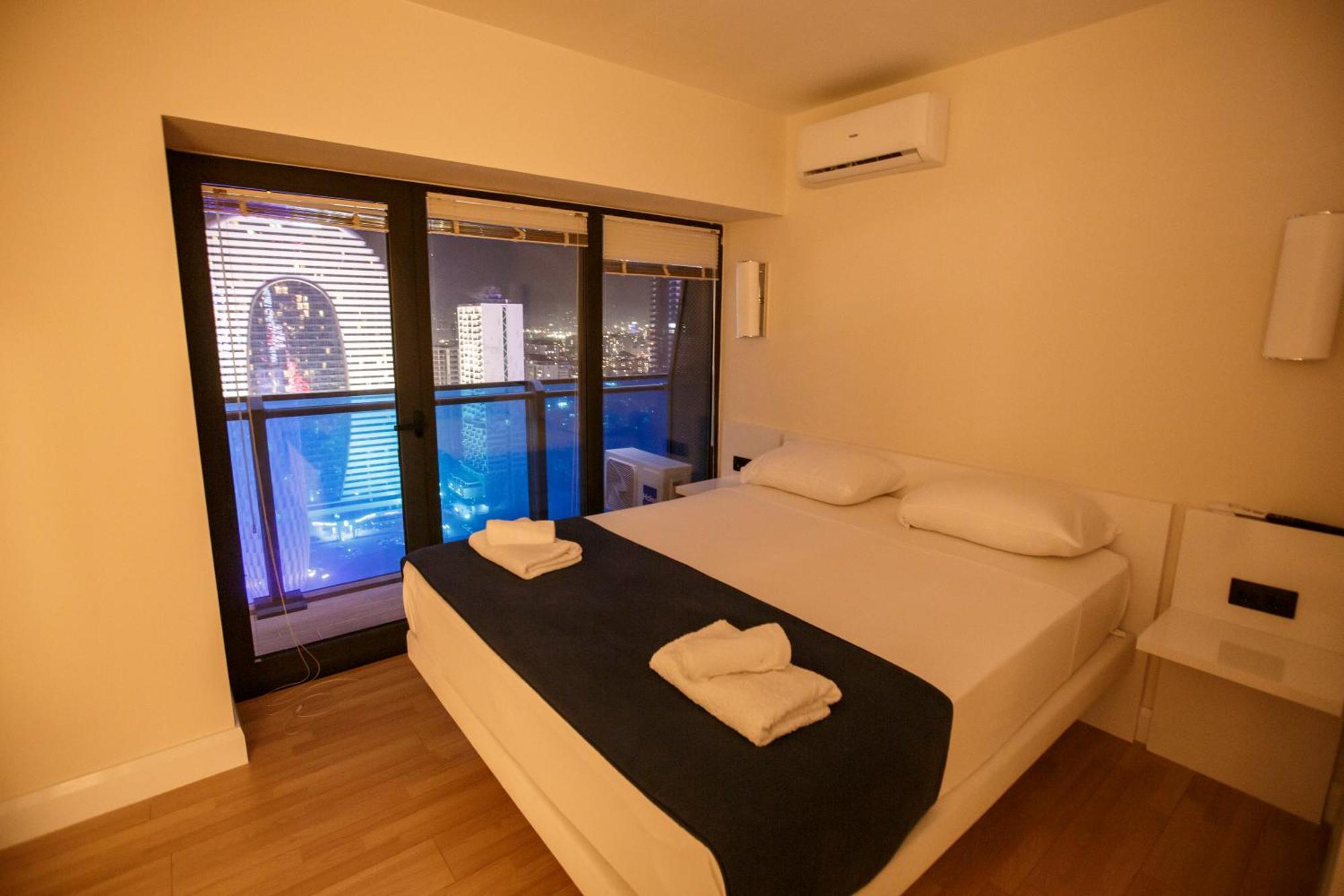 Panorama Orbi Beach Resort Center Suite バトゥーミ エクステリア 写真