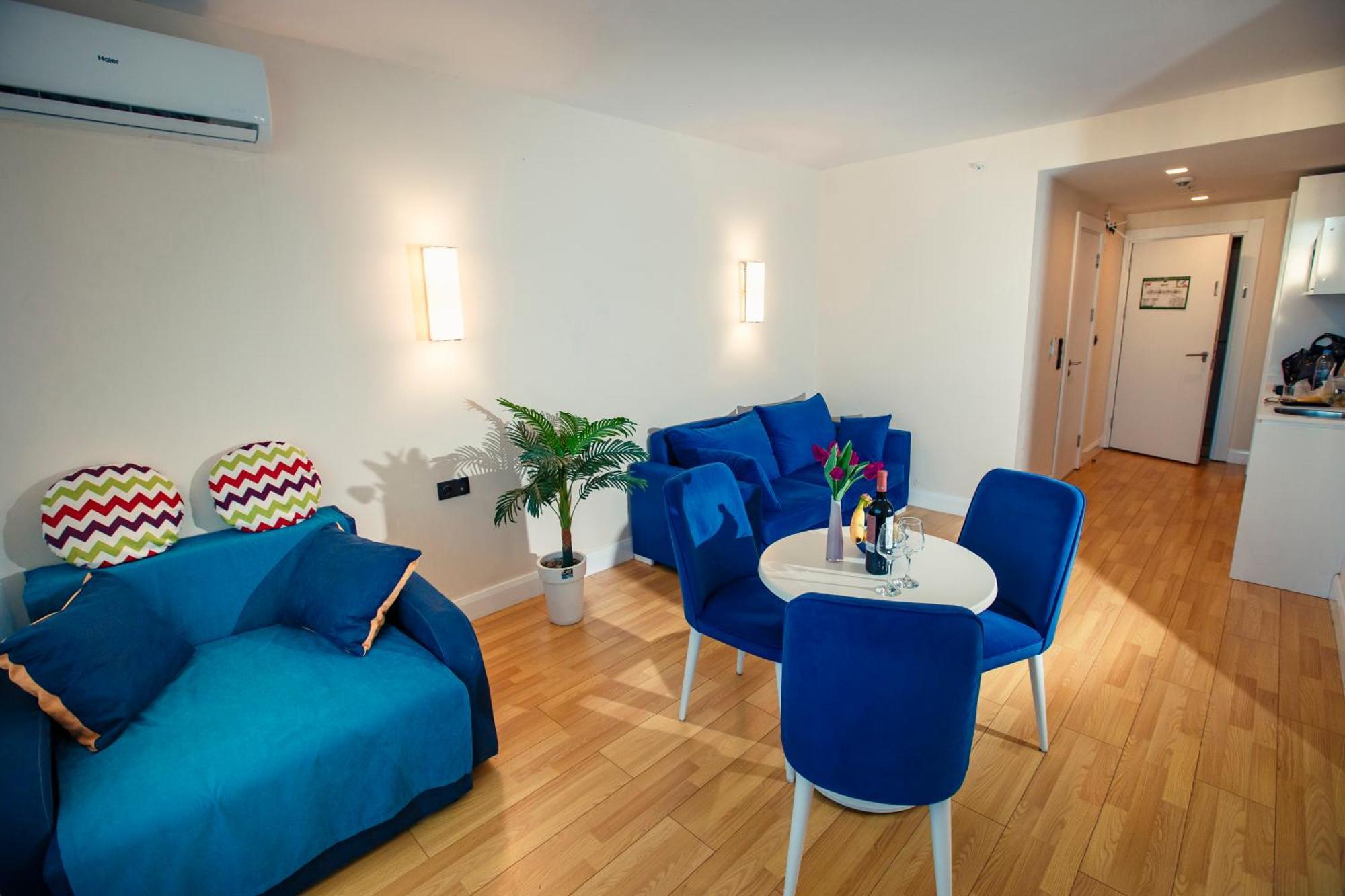 Panorama Orbi Beach Resort Center Suite バトゥーミ エクステリア 写真