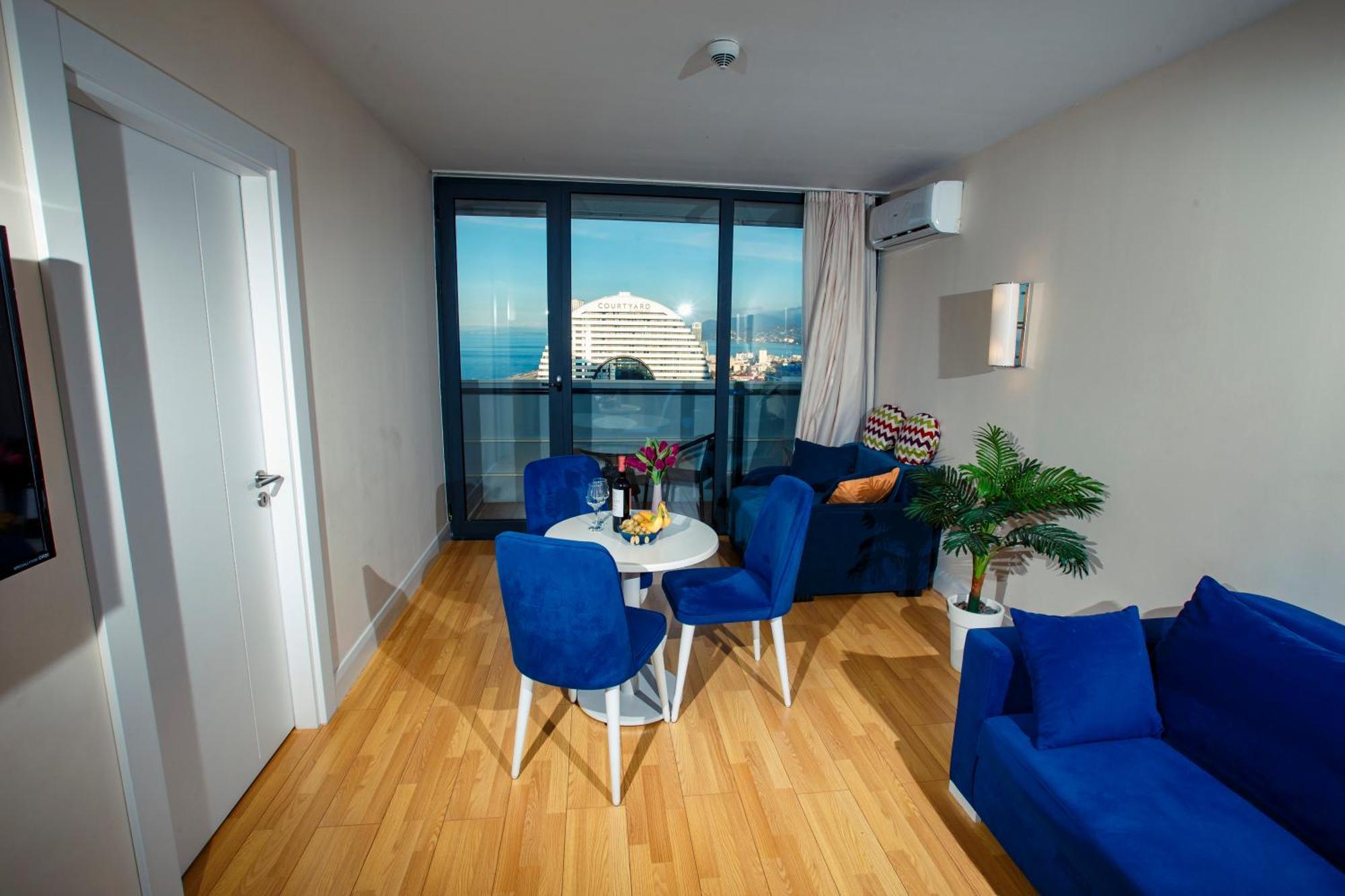 Panorama Orbi Beach Resort Center Suite バトゥーミ エクステリア 写真