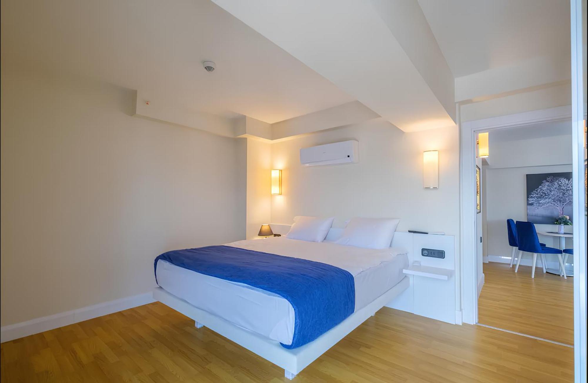 Panorama Orbi Beach Resort Center Suite バトゥーミ エクステリア 写真