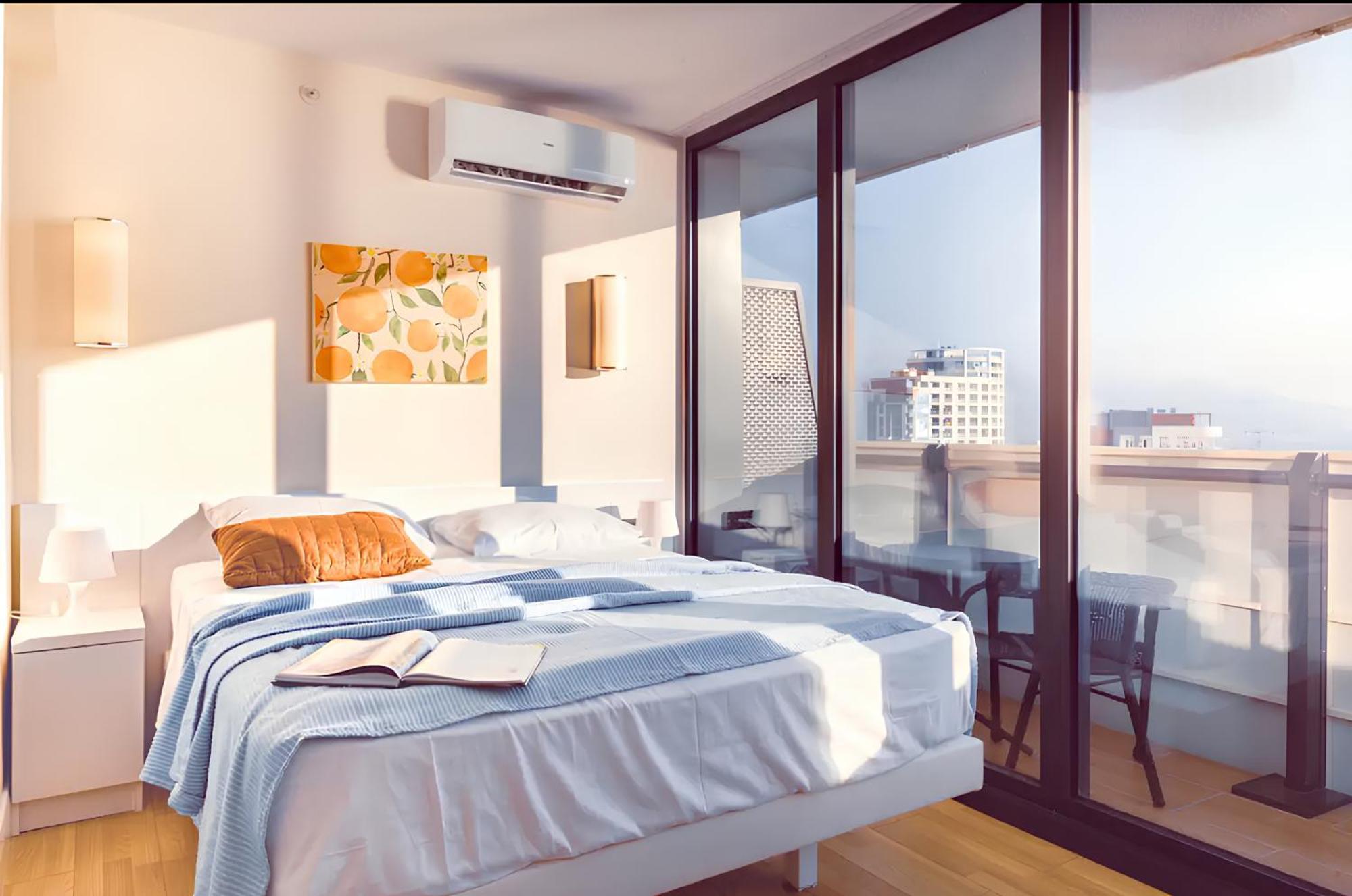 Panorama Orbi Beach Resort Center Suite バトゥーミ エクステリア 写真